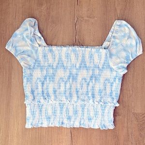 NWT Lush Women’s Blue Swirl Summer Crop Top Size Large